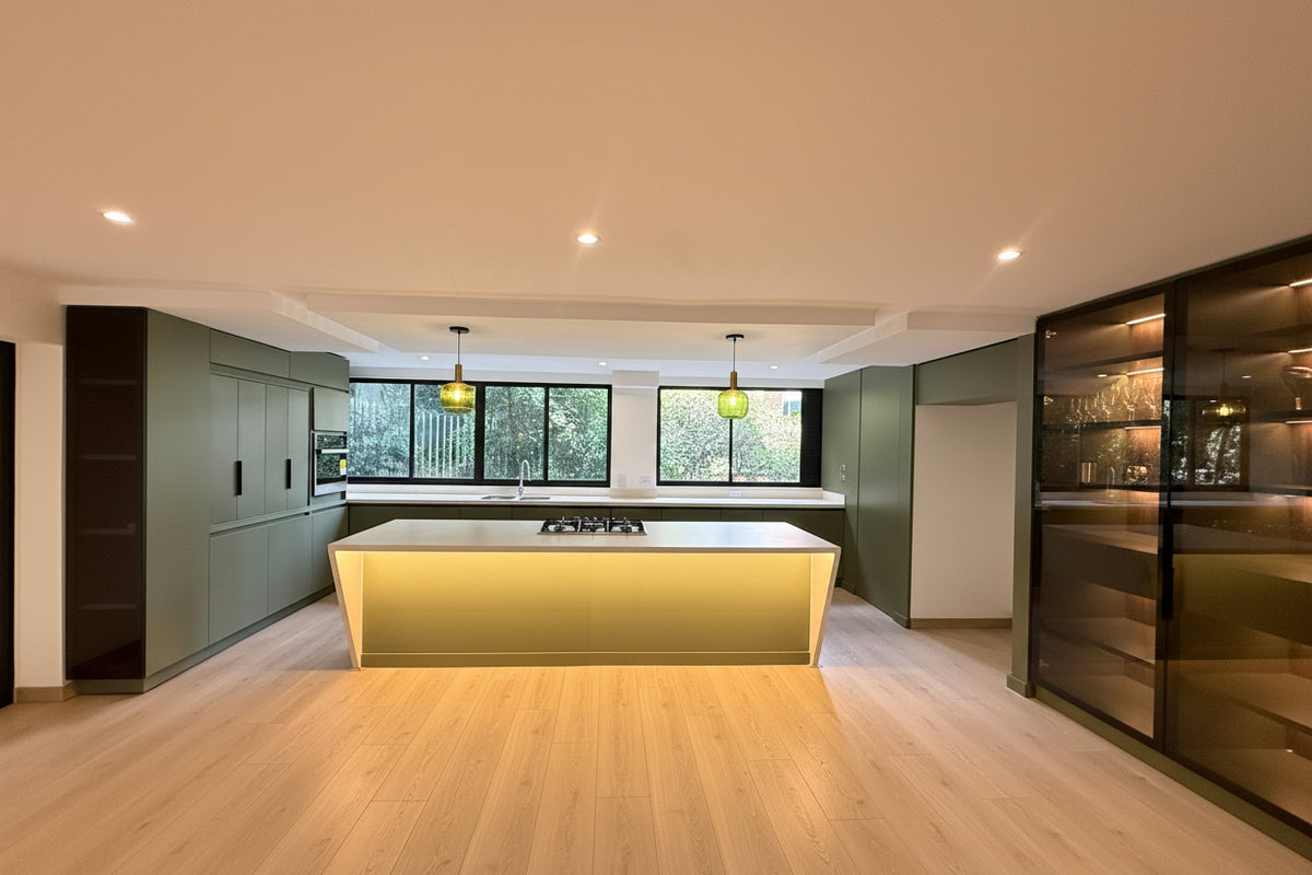 Apartamento remodelado en Castropol, El Poblado | 295 m² con acabados modernos