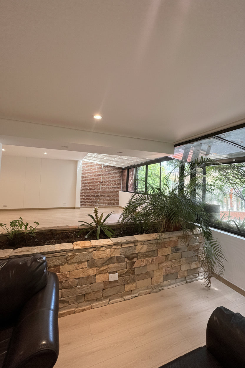 Apartamento remodelado en Castropol, El Poblado | 295 m² con acabados modernos