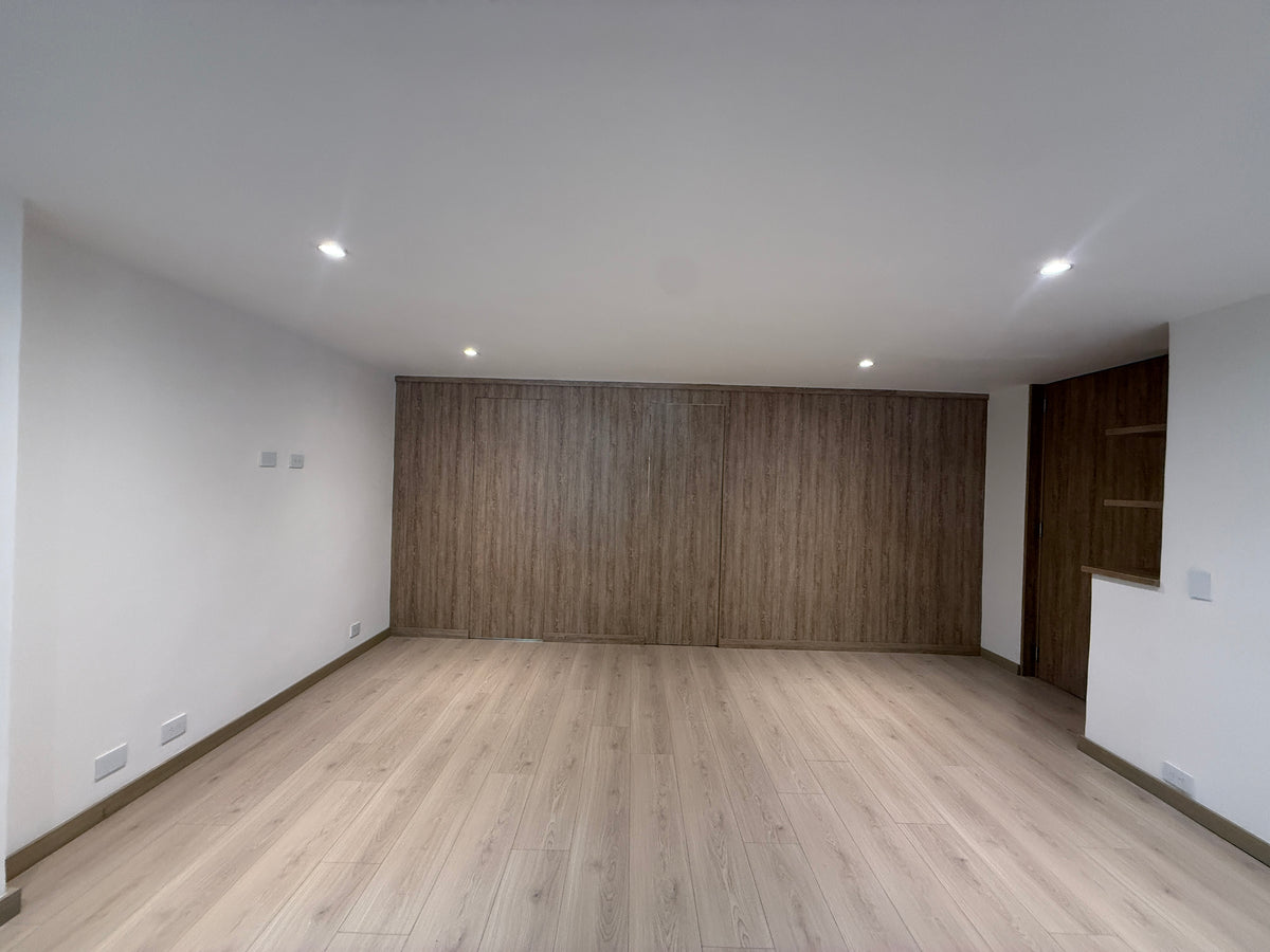 Apartamento remodelado en Castropol, El Poblado | 295 m² con acabados modernos