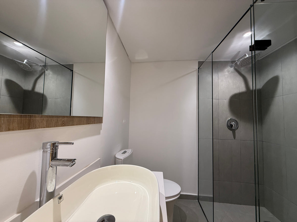 Apartamento remodelado en Castropol, El Poblado | 295 m² con acabados modernos