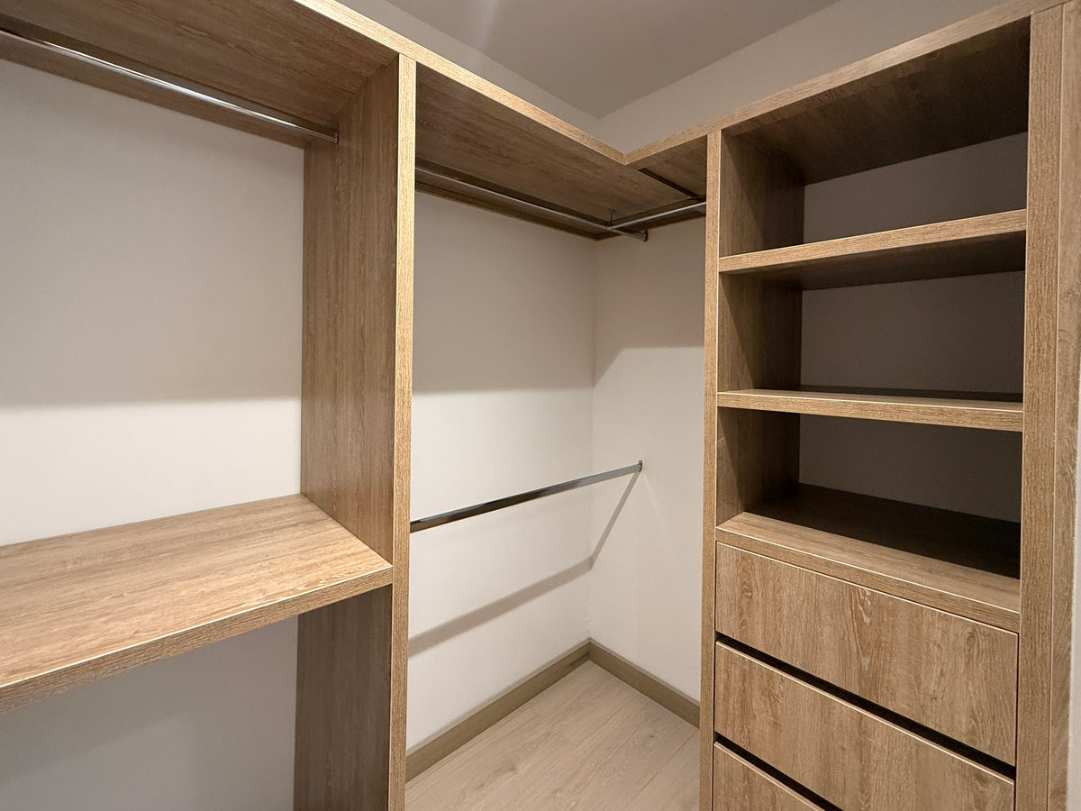 Apartamento remodelado en Castropol, El Poblado | 295 m² con acabados modernos