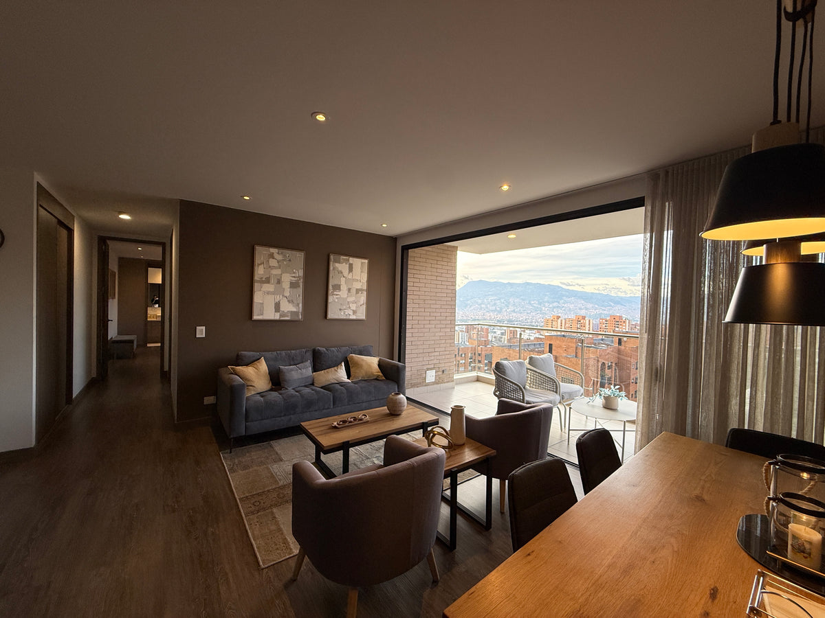 Apartamento moderno en El Poblado Transversal Inferior | 2 habitaciones | Balcón con vista Panorámica