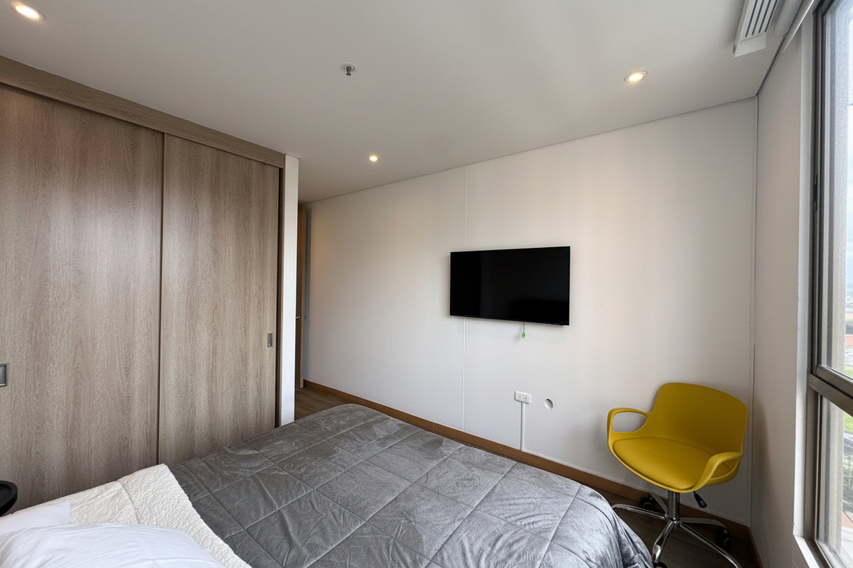 Apartamento amoblado en Castropol, El Poblado | 123 m², 3 habitaciones y balcón