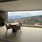 Apartamento en El Tesoro, El Poblado, con 198 m², vista panorámica y completas zonas comunes
