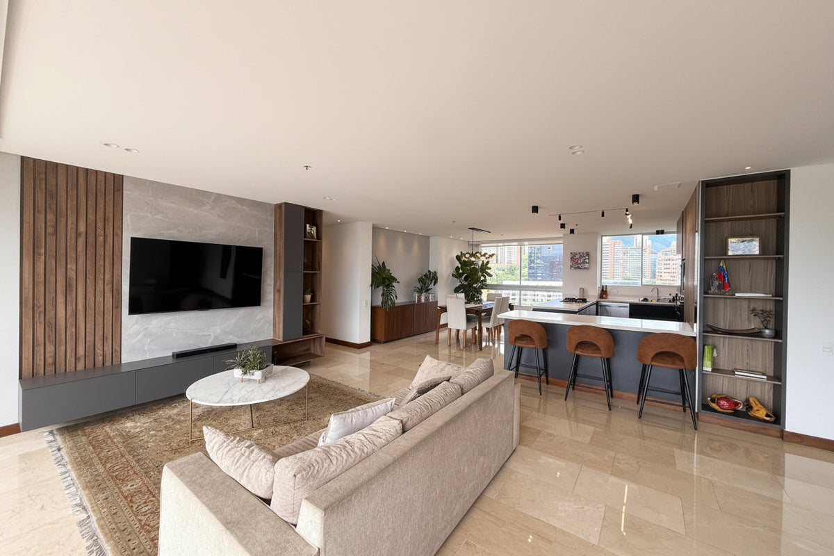Apartamento en El Tesoro, El Poblado, con 198 m², vista panorámica y completas zonas comunes