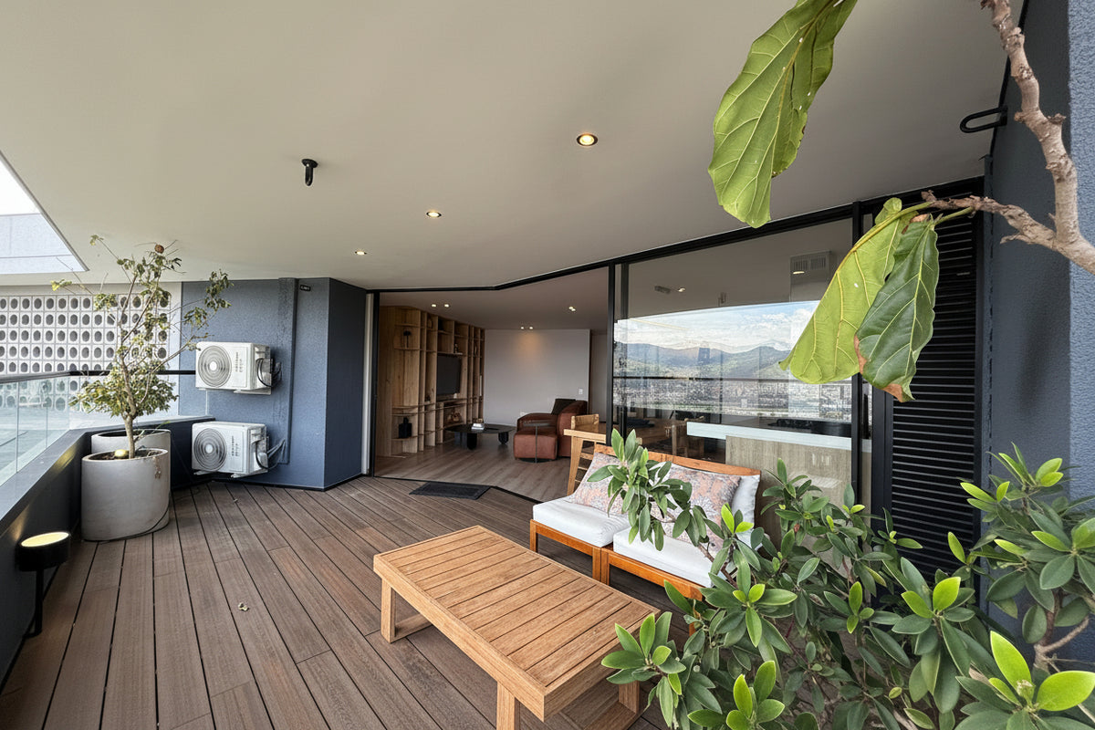 Apartamento en venta en El Poblado con vista panorámica y rooftop | 111 m² | Amoblado