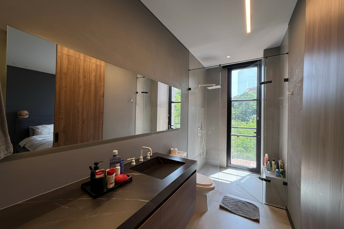 Apartamento de lujo en El Poblado, Loma del Tesoro – 263 m² con vista a Medellín, 2 habitaciones y 3 parqueaderos