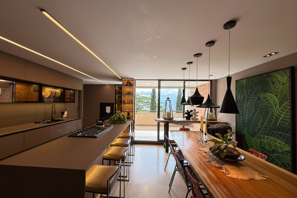 Apartamento con Terraza Privada, Jacuzzi y Turco en Del Este | 232 m² + 227 m²