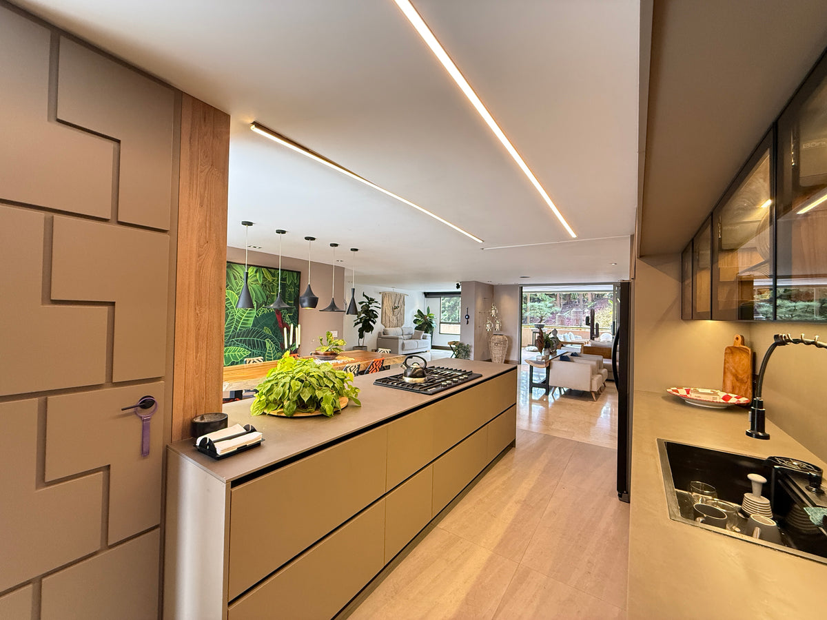 Apartamento con Terraza Privada, Jacuzzi y Turco en Del Este | 232 m² + 227 m²