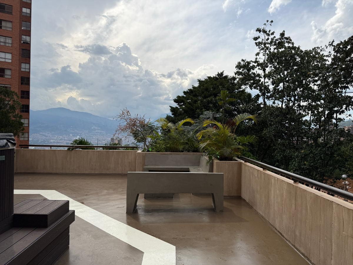 Apartamento con Terraza Privada, Jacuzzi y Turco en Del Este | 232 m² + 227 m²