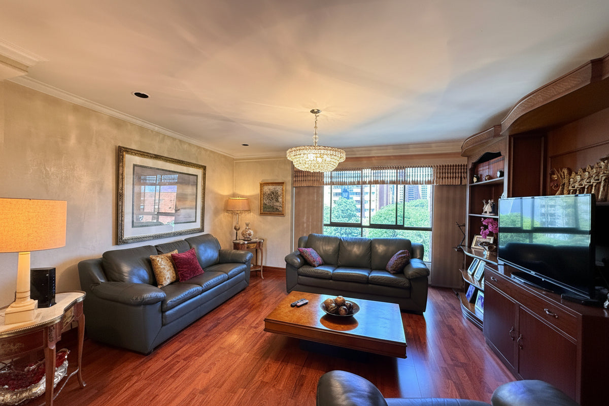 Apartamento con vista a la ciudad en Santa María de los Ángeles