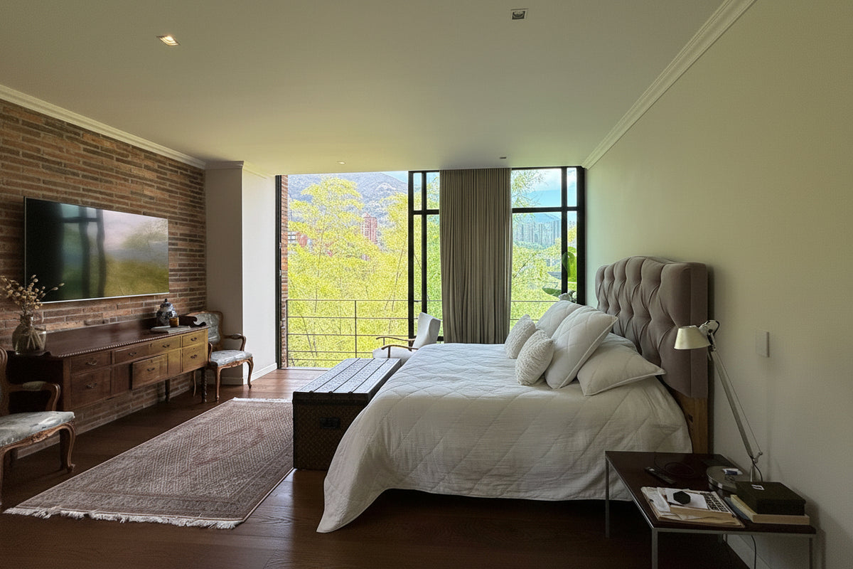 Exclusivo apartamento de 256 m² con estudio y 3 parqueaderos en El Poblado