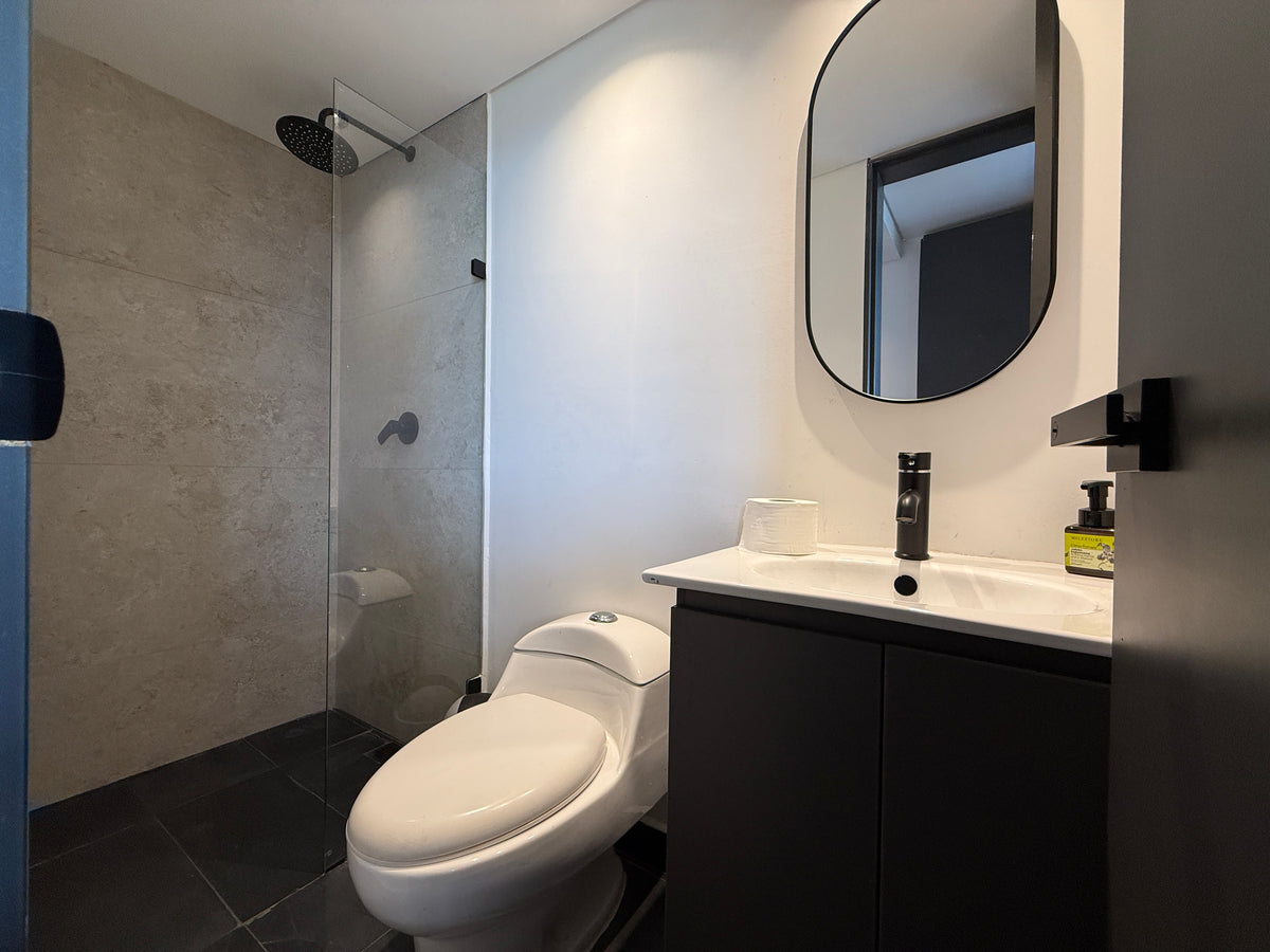 Penthouse Dúplex Amoblado con Jacuzzi y Domótica en Alto de Las Palmas