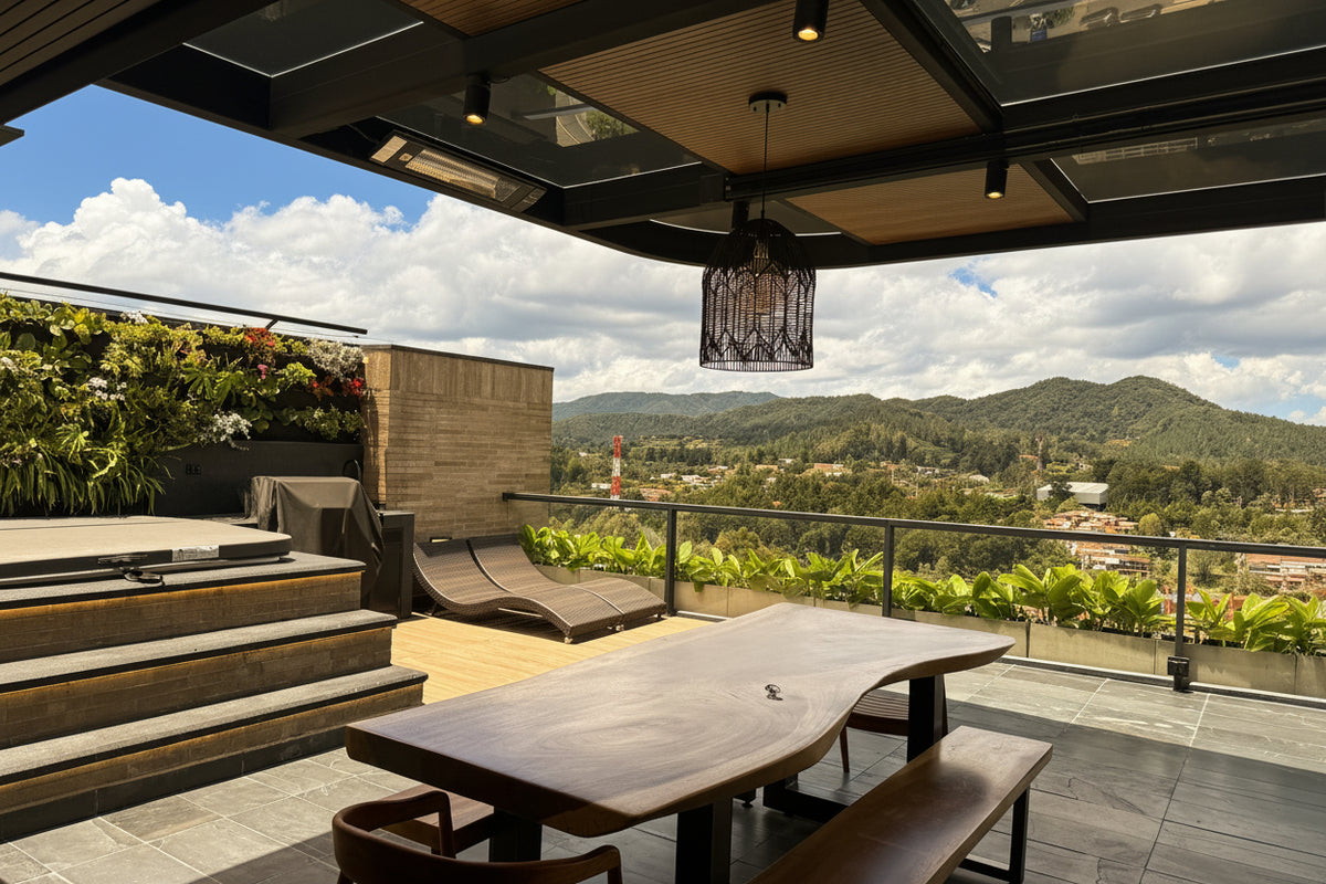 Penthouse Dúplex Amoblado con Jacuzzi y Domótica en Alto de Las Palmas