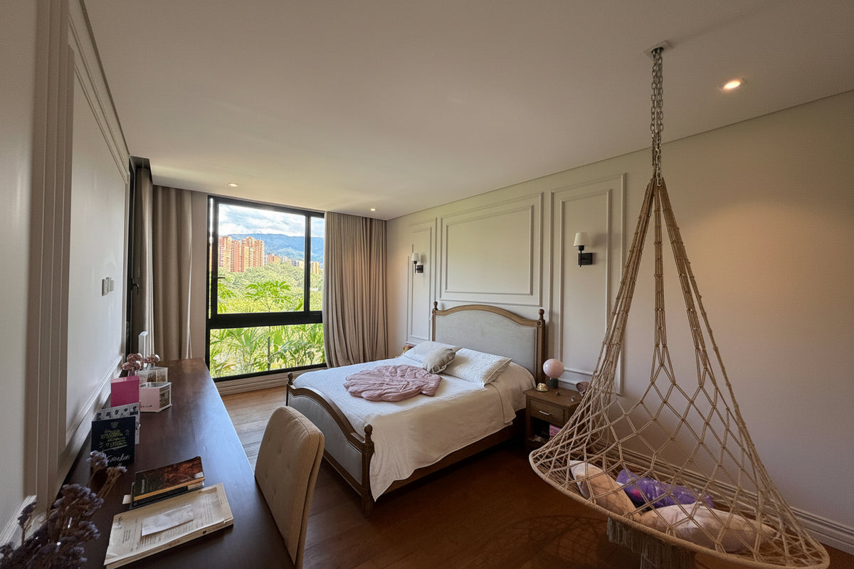 Apartamento dúplex de 368 m² en El Poblado | Cerca al Club Campestre