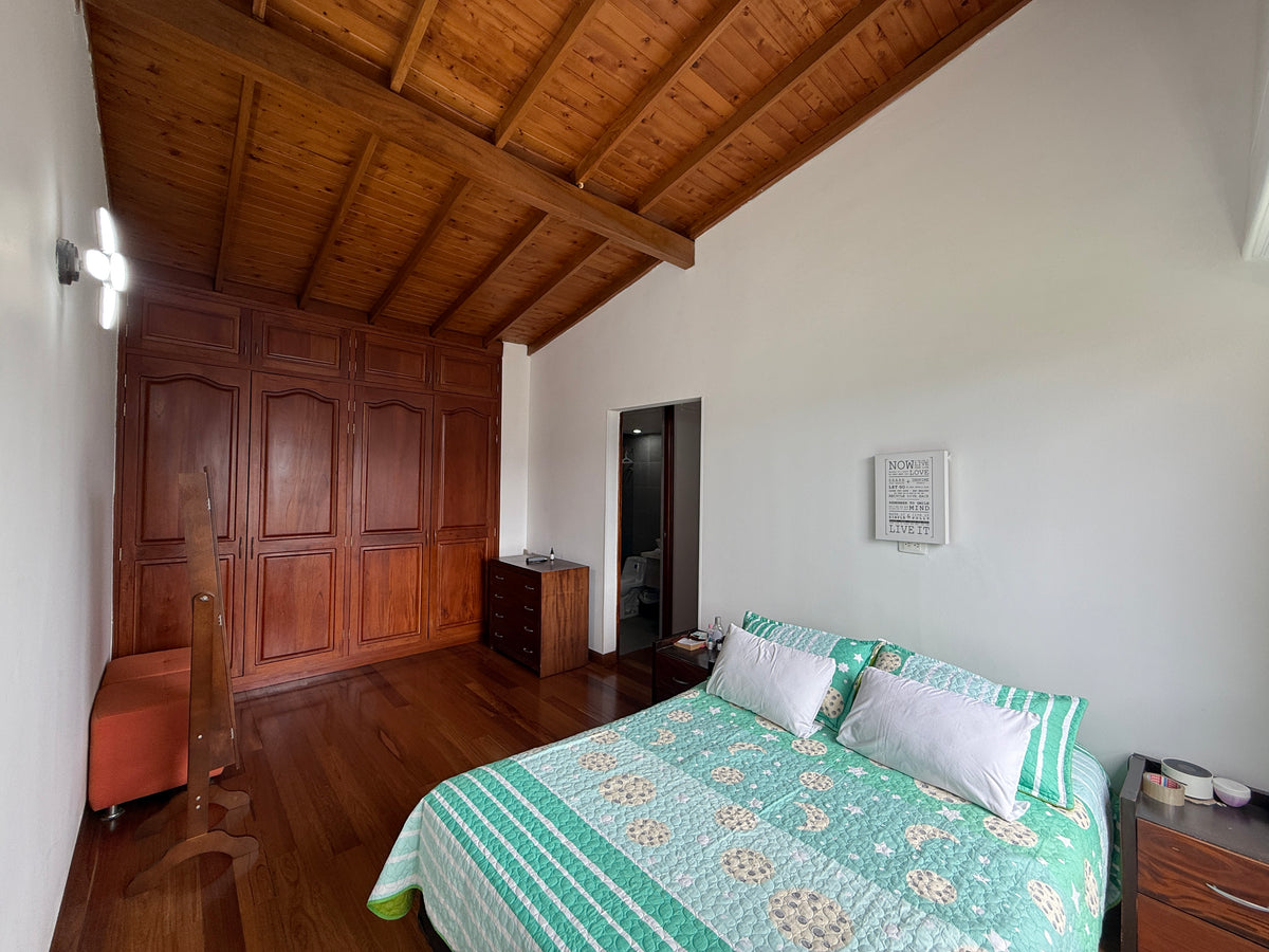 Apartamento para remodelar de 105 m² en Castropol, El Poblado