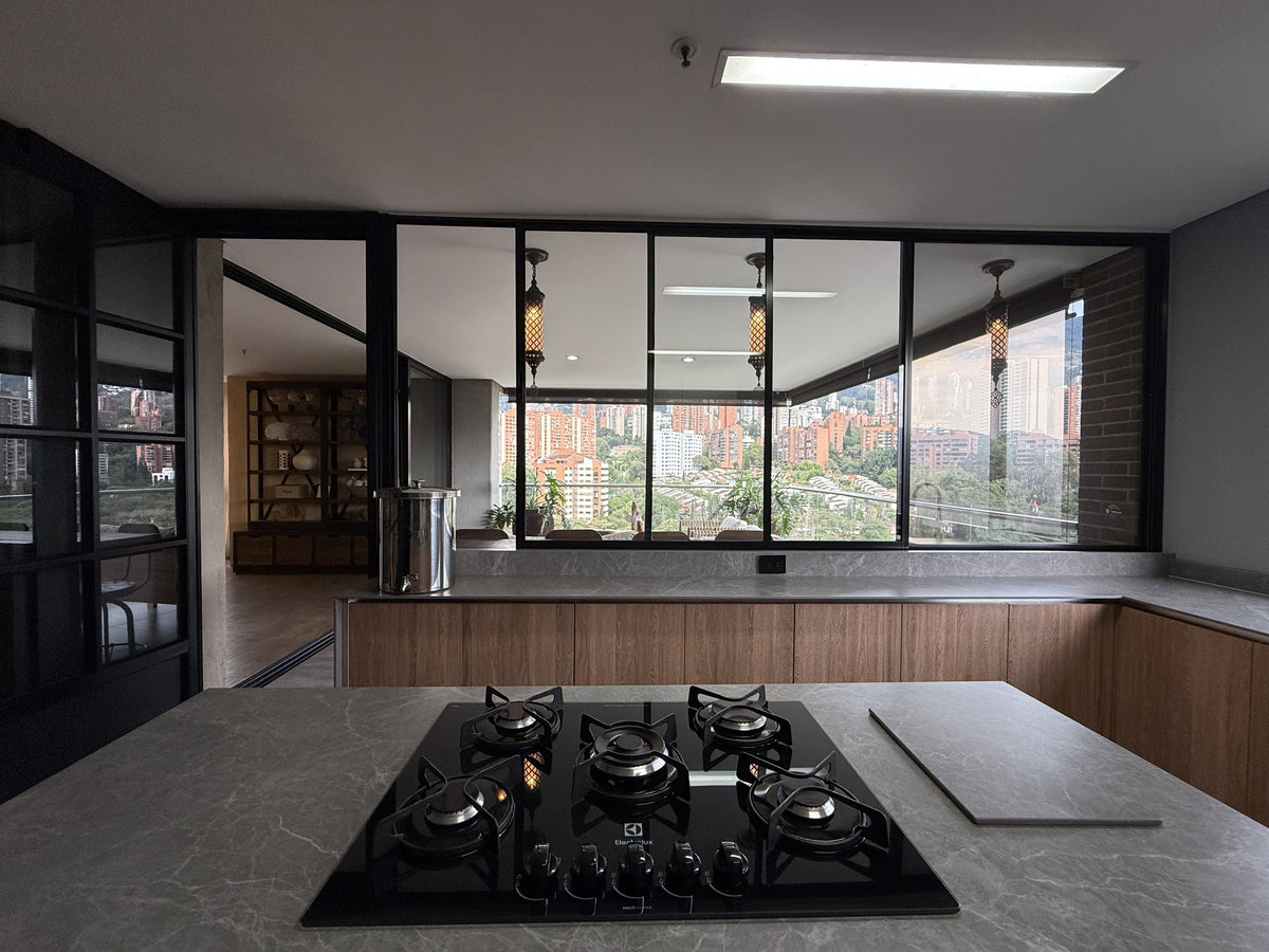 Apartamento de 330 m² en piso alto con vista privilegiada