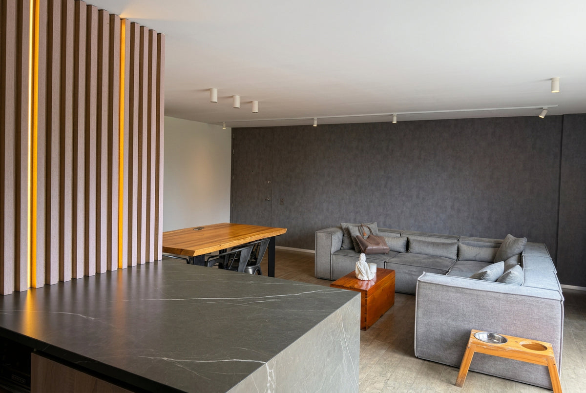 Apartamento de 102 m² con terraza de 159 m² de uso exclusivo sector Loma Los Parra