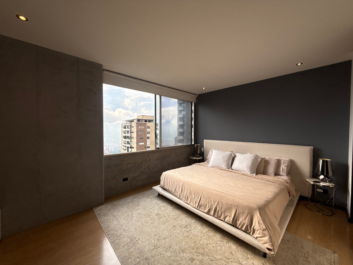 Apartamento de 204 m² en Los Balsos con vista a Medellín