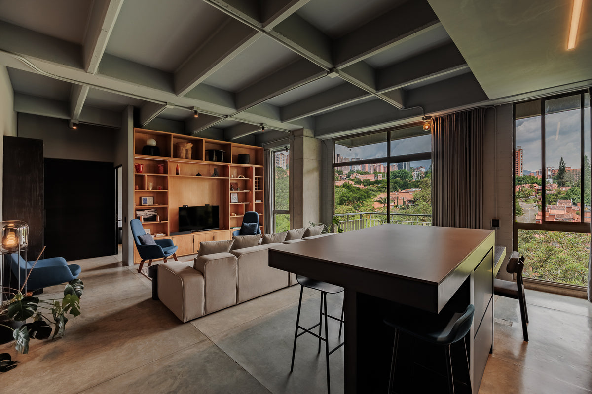 Boutique Apartment with Panoramic View Balcony 1 BR