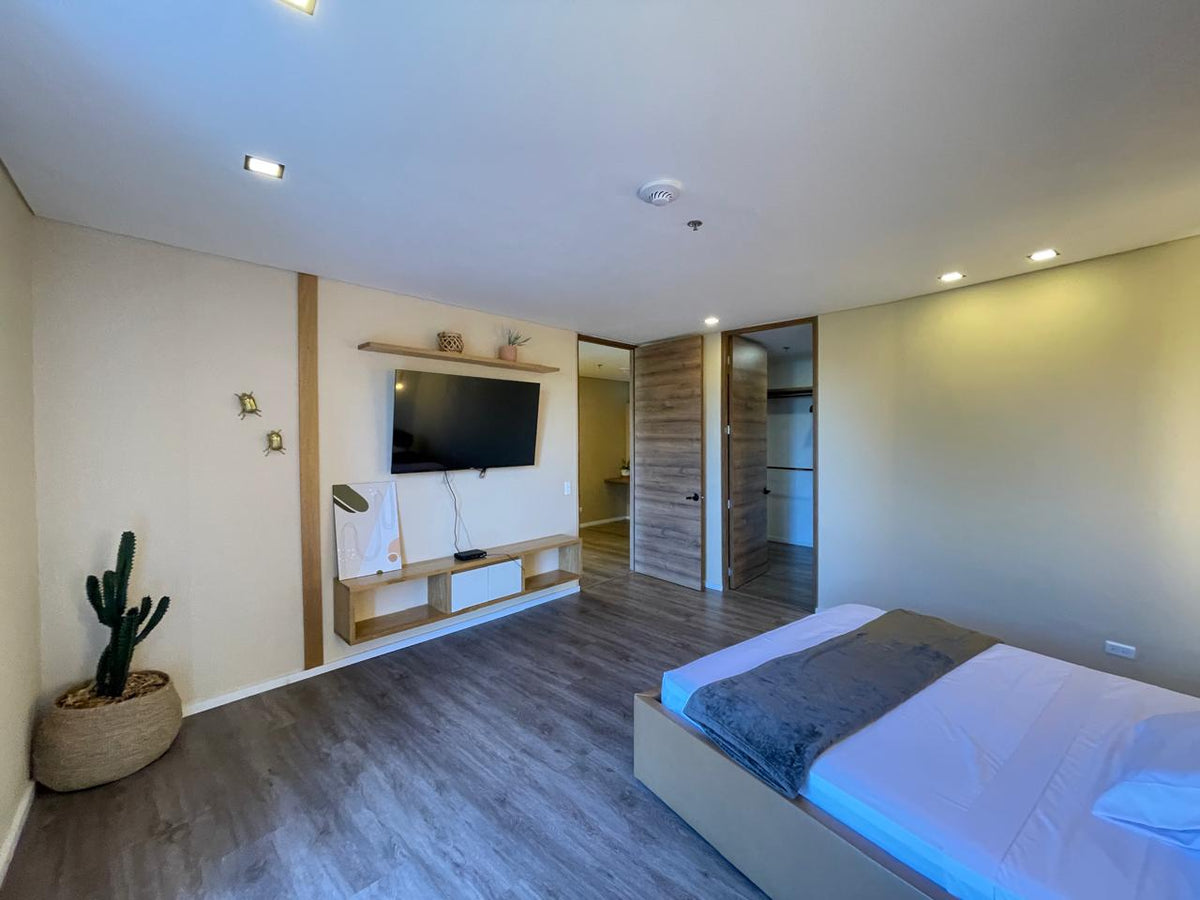 Exclusive 2 BR Apartment in the Alto de las Palmas Sector