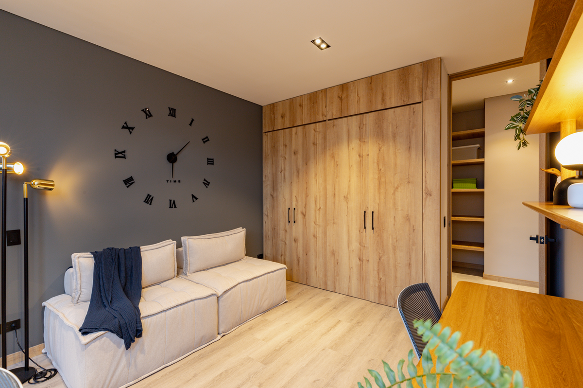 Apartamento amplio en Milla de Oro con entorno natural y excelente ubicación