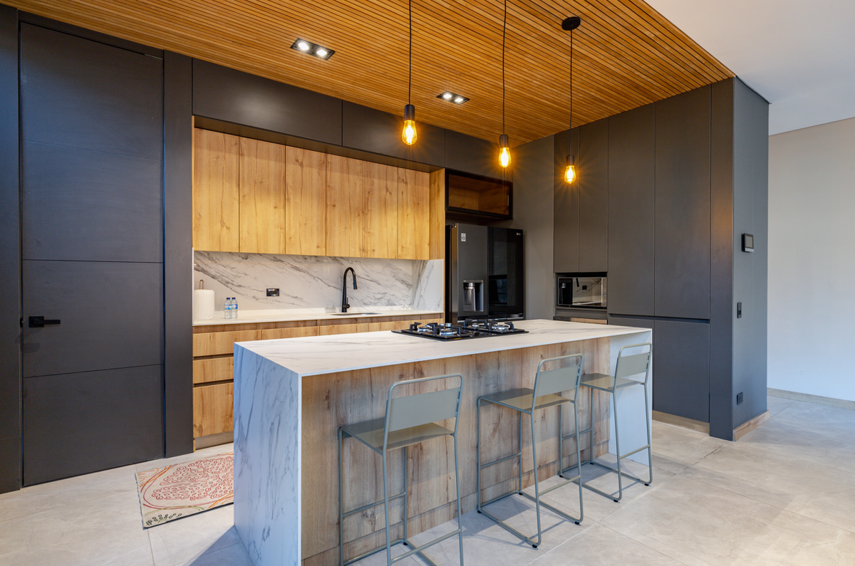 Apartamento amplio en Milla de Oro con entorno natural y excelente ubicación