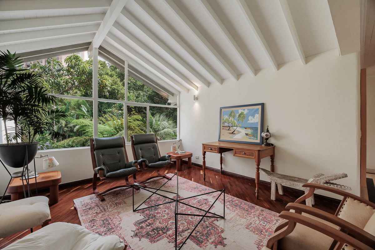 Casa con Piscina Privada en San Lucas | El Poblado