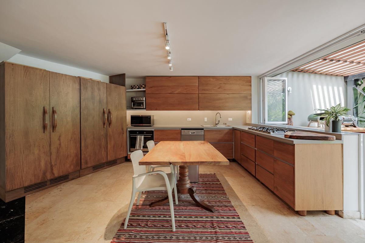 Casa con Piscina Privada en San Lucas | El Poblado