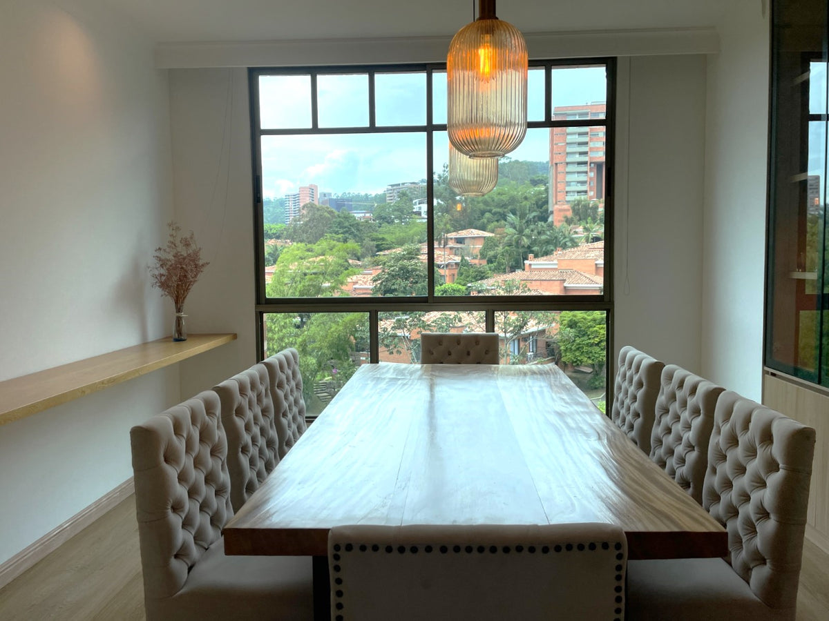 2 BR Apartment in Poblado Alto Sector with Panoramic View + 1 BR Service