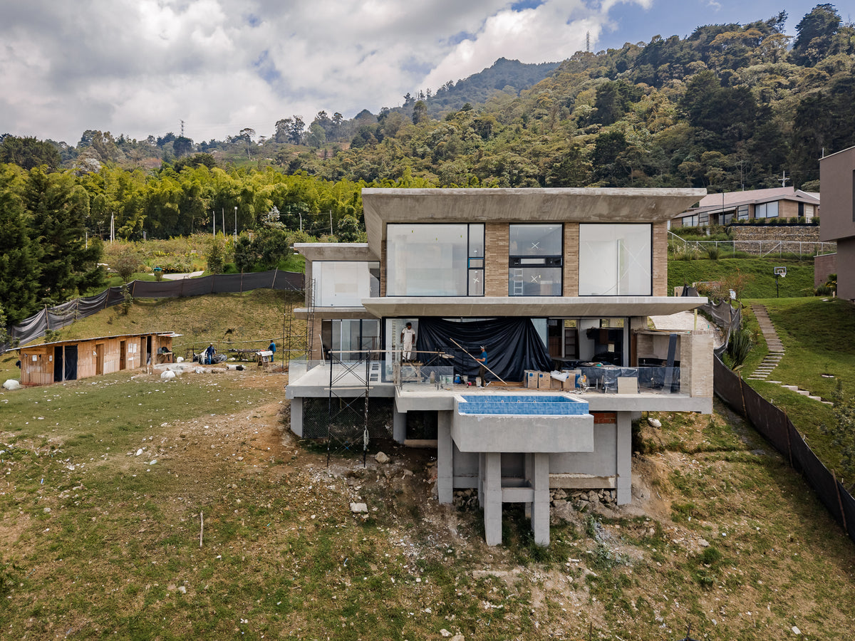 Casa en proceso de construcción (70%)Los Balsos – A 8 Minutos del CC El Tesoro |VENDIDA|