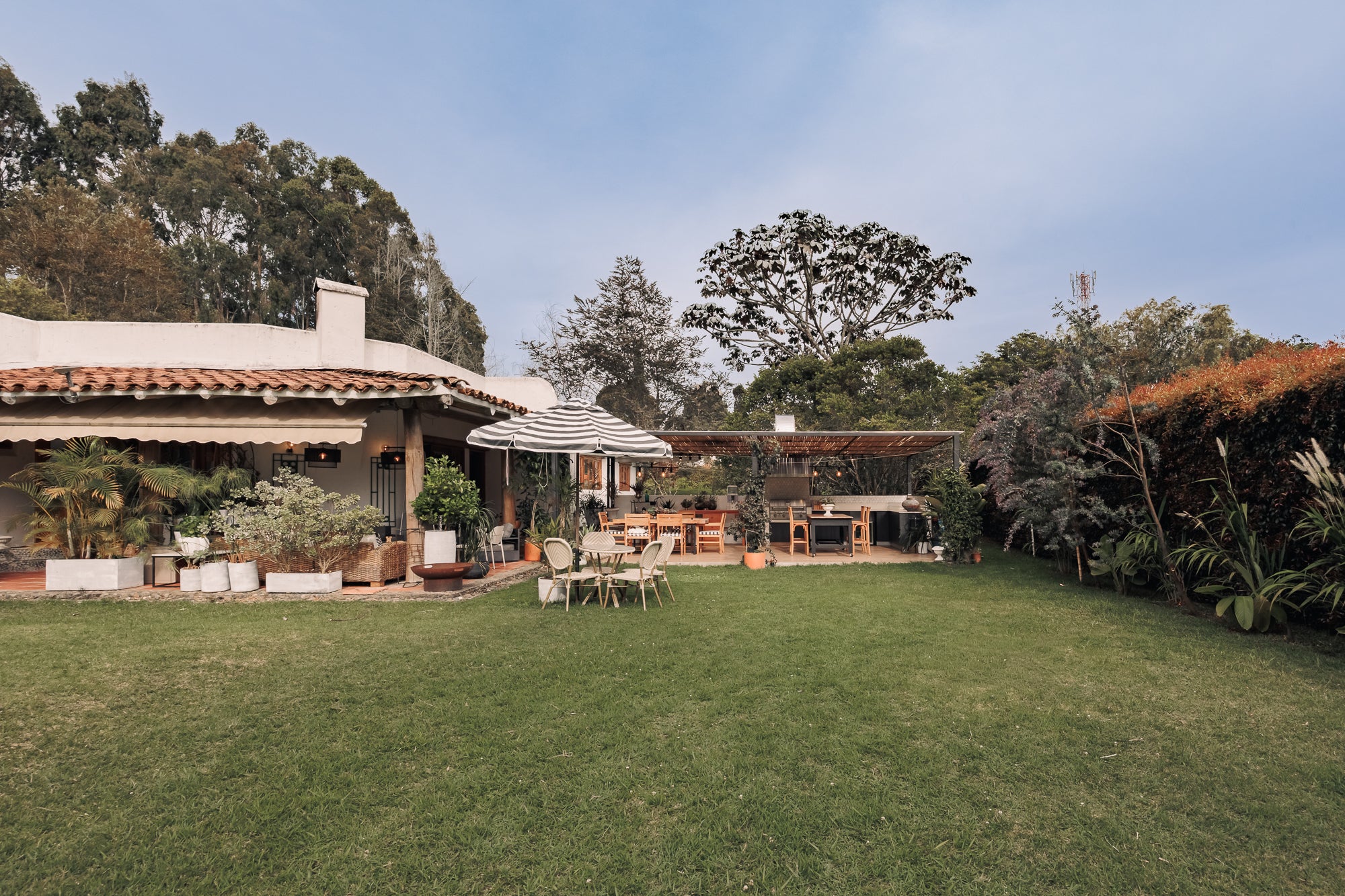 Luxury Country House with 4,400 sq m Lot | Alto de las Palmas