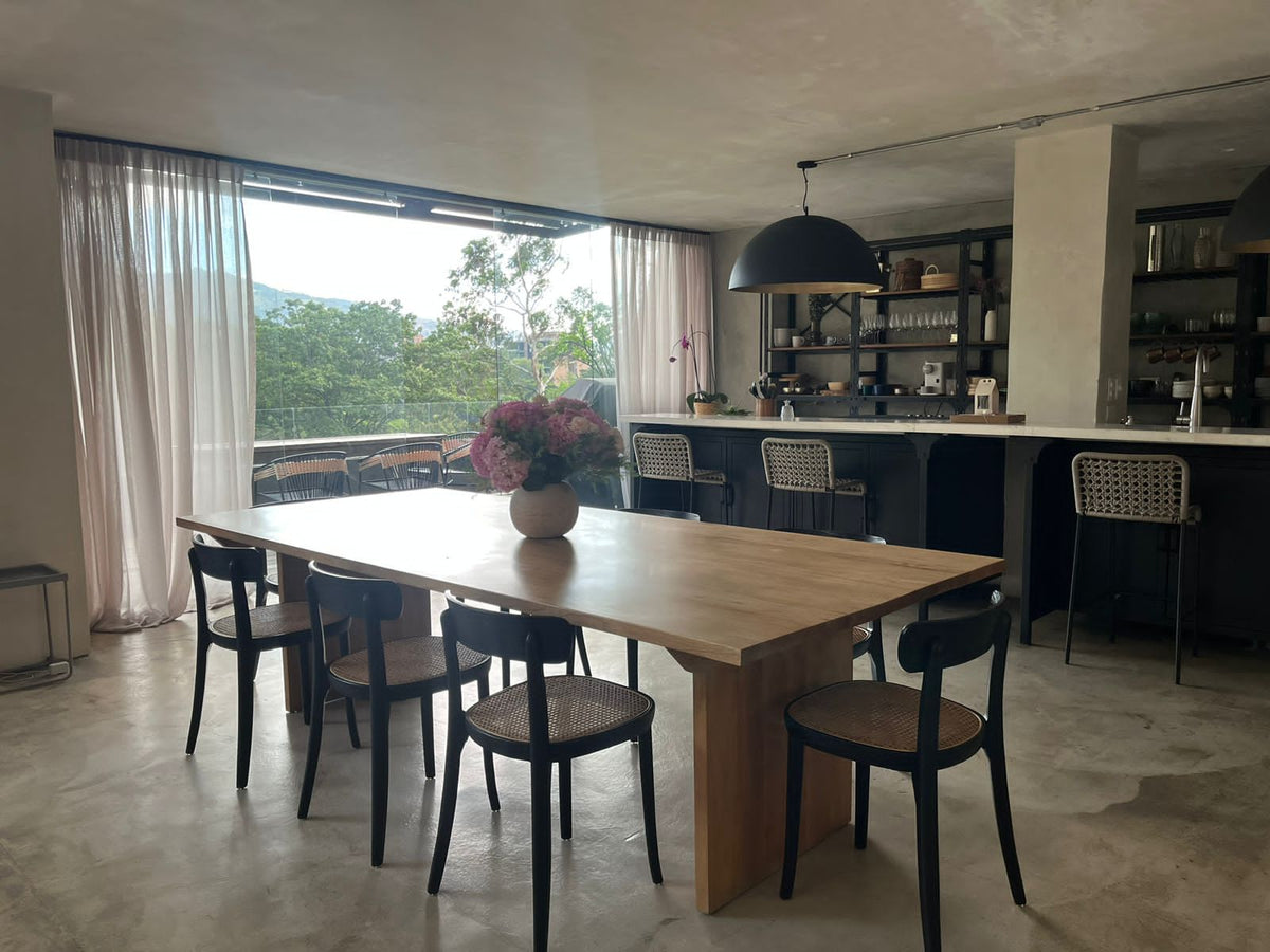 Apartamento con balcón & vista a la ciudad Sector Poblado 3 BR