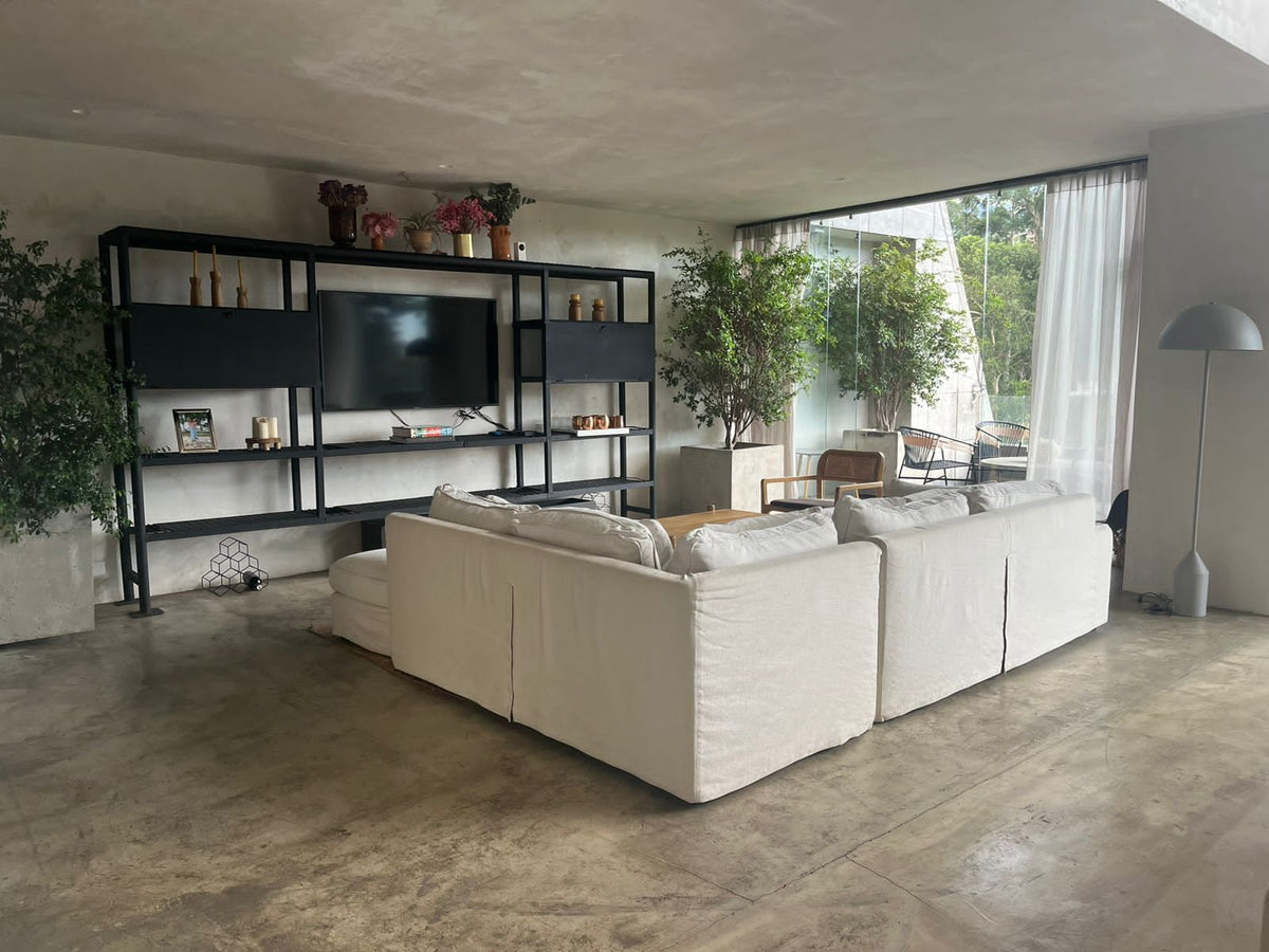 Apartamento con balcón & vista a la ciudad Sector Poblado 3 BR
