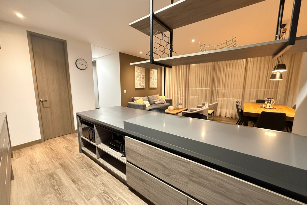 Apartamento moderno en El Poblado Transversal Inferior | 2 habitaciones | Balcón con vista Panorámica