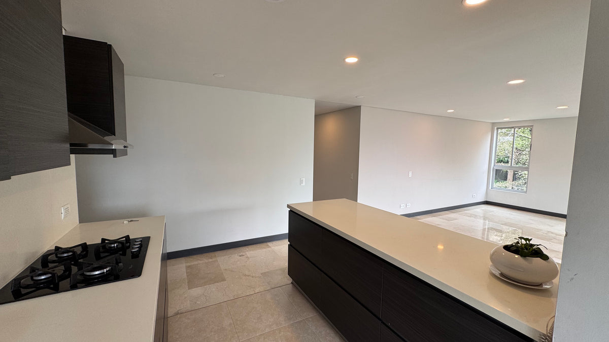 Apartment in Castropol, El Poblado – Comfort, Spectacular Views, and Strategic Location