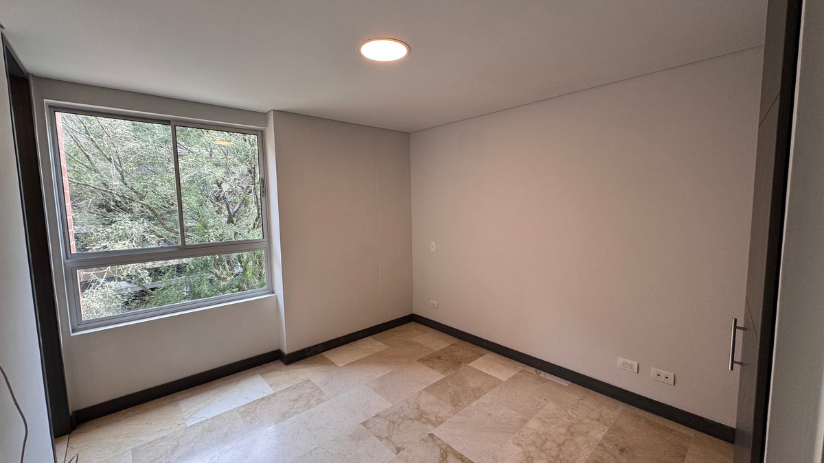 Apartment in Castropol, El Poblado – Comfort, Spectacular Views, and Strategic Location