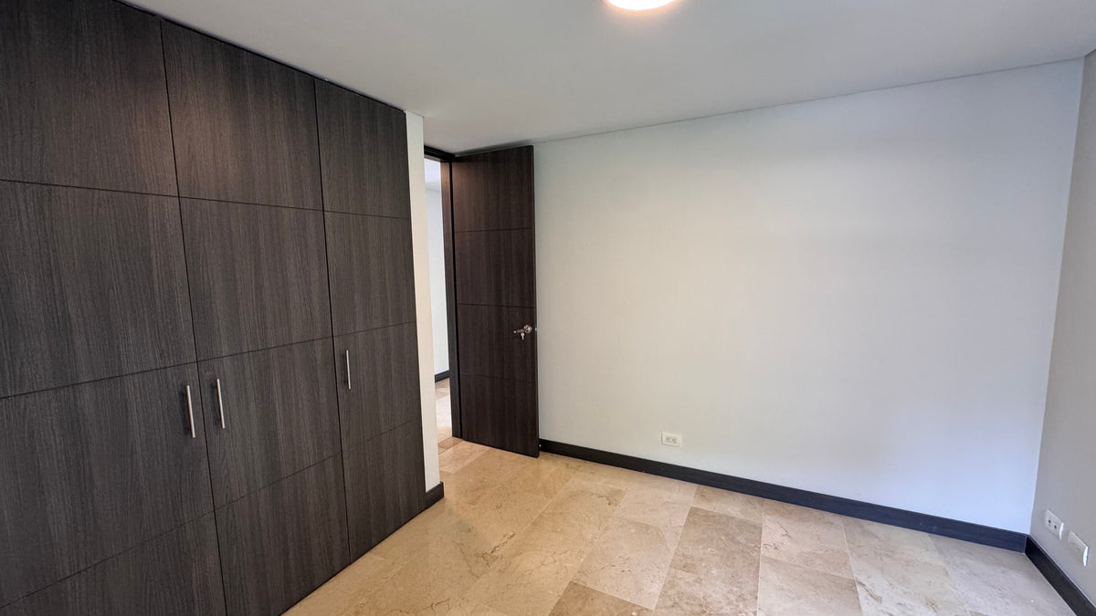 Apartment in Castropol, El Poblado – Comfort, Spectacular Views, and Strategic Location