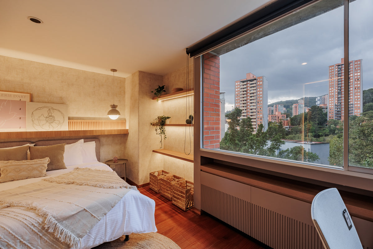 Apartamento en Provenza parte tranquila con aire acondicionado y diseño 3 BR