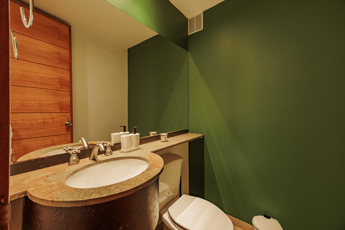 Apartamento en Provenza parte tranquila con aire acondicionado y diseño 3 BR