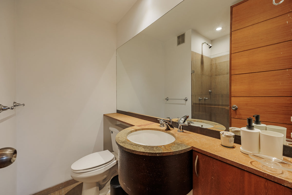 Apartamento en Provenza parte tranquila con aire acondicionado y diseño 3 BR