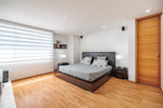 Apartamento tipo loft industrial con balcón y vista Sector La Florida, El Poblado