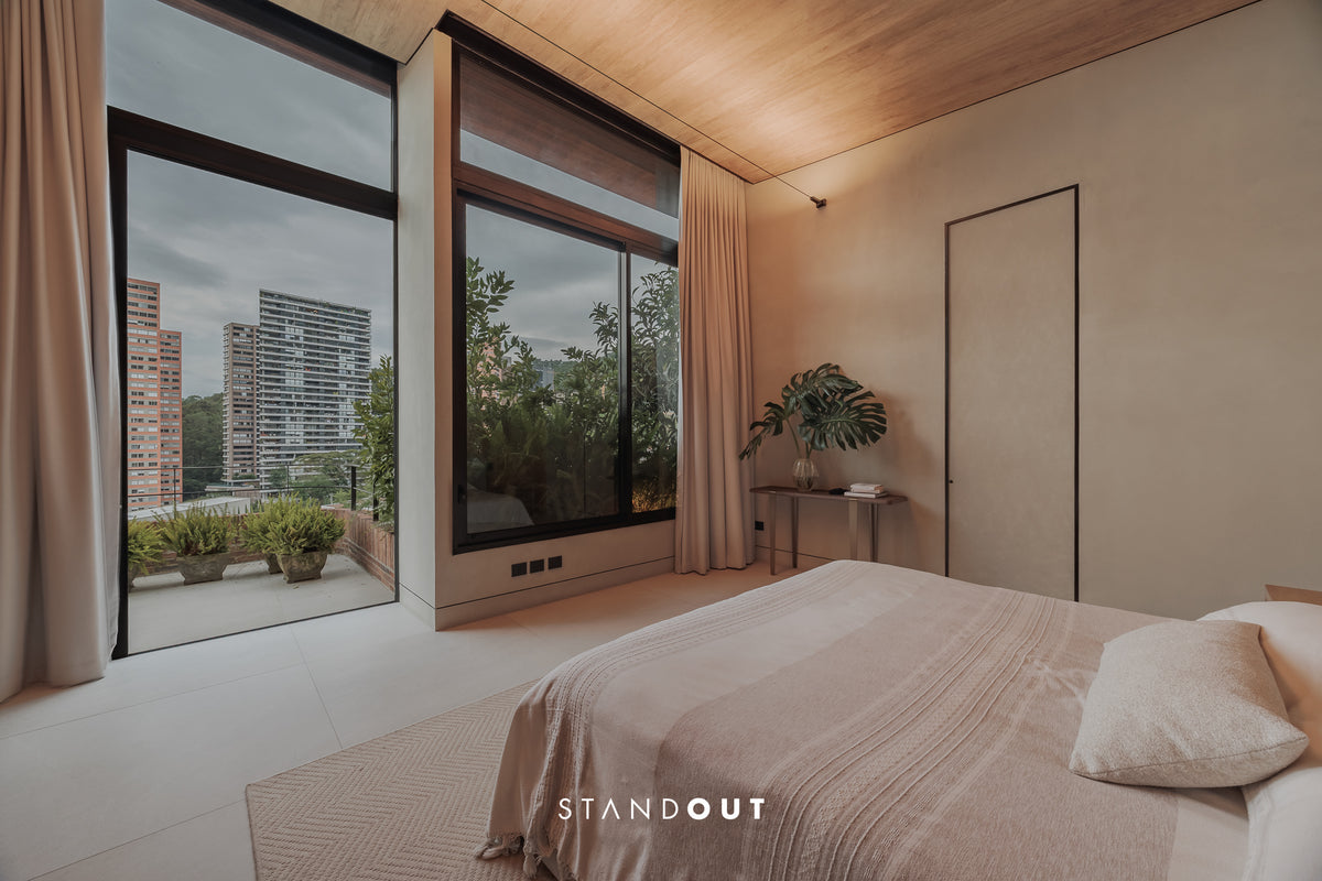 Penthouse in El Poblado with private pool, city views, and luxury finishes