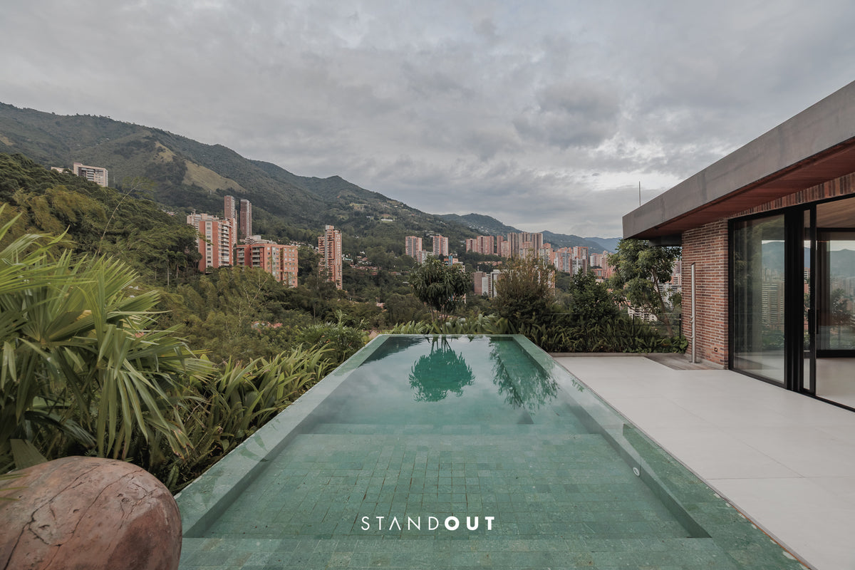 Penthouse in El Poblado with private pool, city views, and luxury finishes