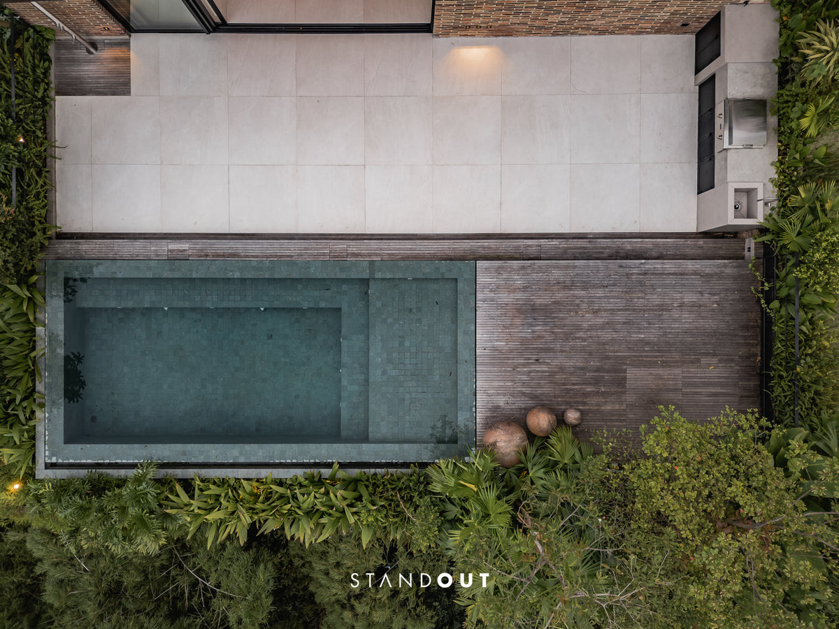 Penthouse in El Poblado with private pool, city views, and luxury finishes