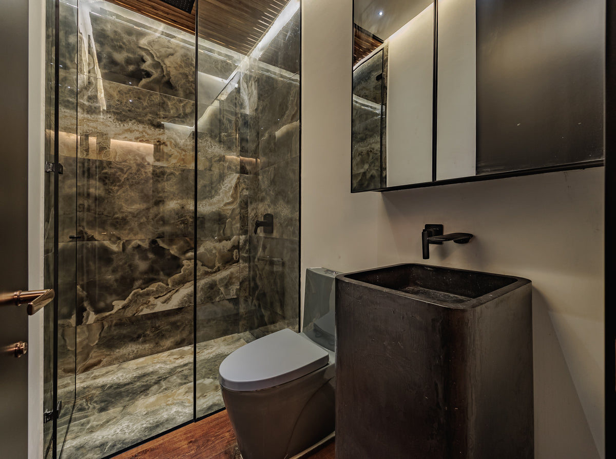 Penthouse en El Tesoro El Poblado 400 m² con terraza, jacuzzi y vista verde