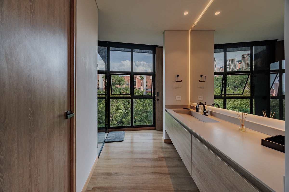 Apartamento de Diseño con Vista Verde en Las Lomas 3 BR