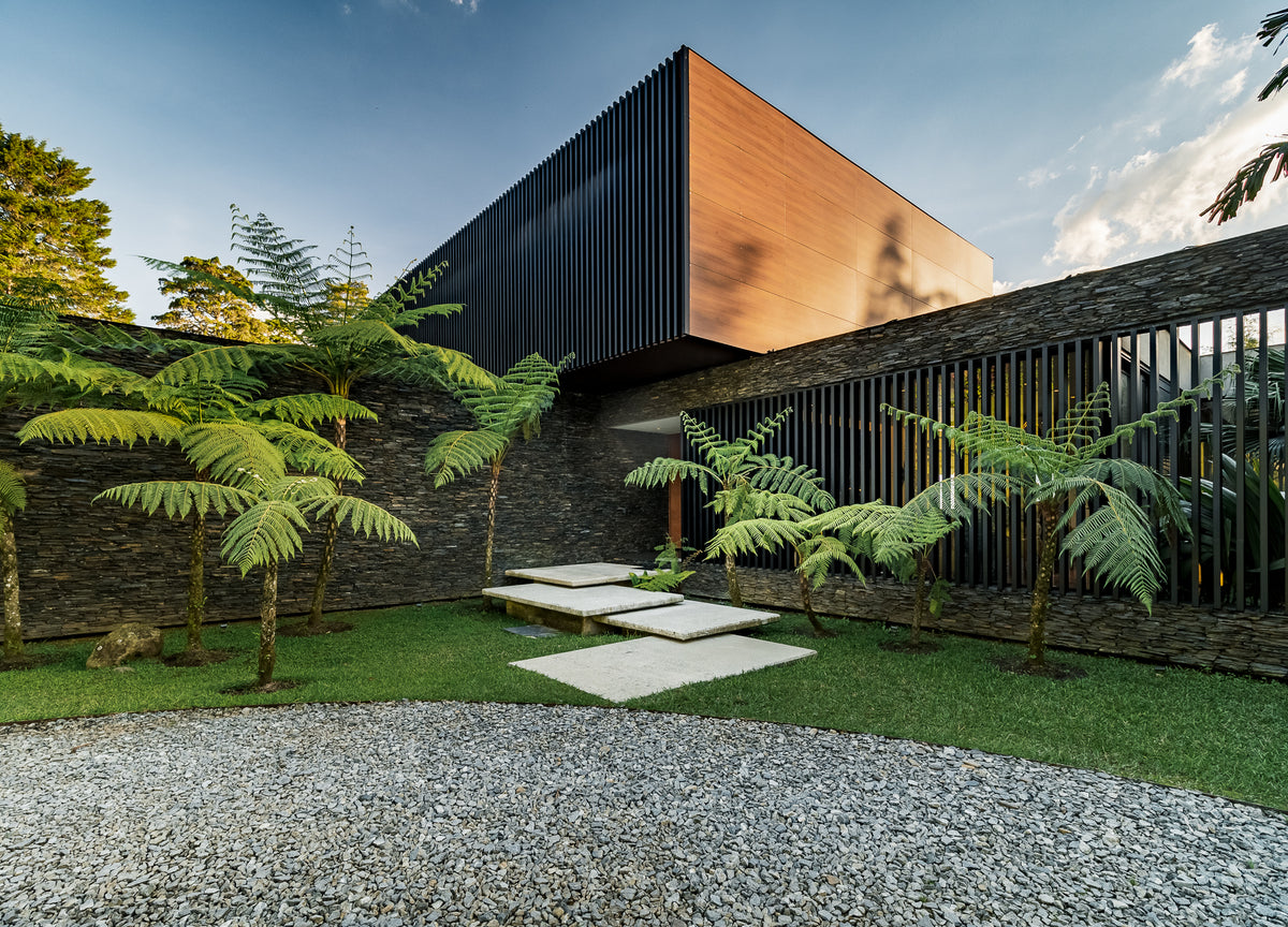Casa con Lote independiente en Condominio Privado en el Poblado| 8.900 m² de Lote