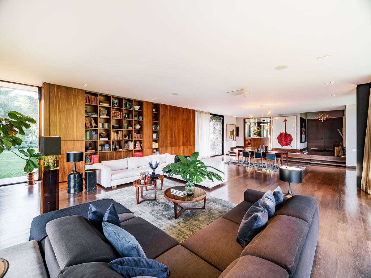 Casa con Lote independiente en Condominio Privado en el Poblado| 8.900 m² de Lote