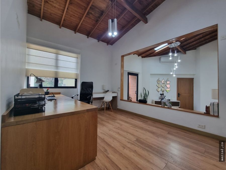 Bright apartment in San Lucas, El Poblado – near Smart Fit and Pricesmart